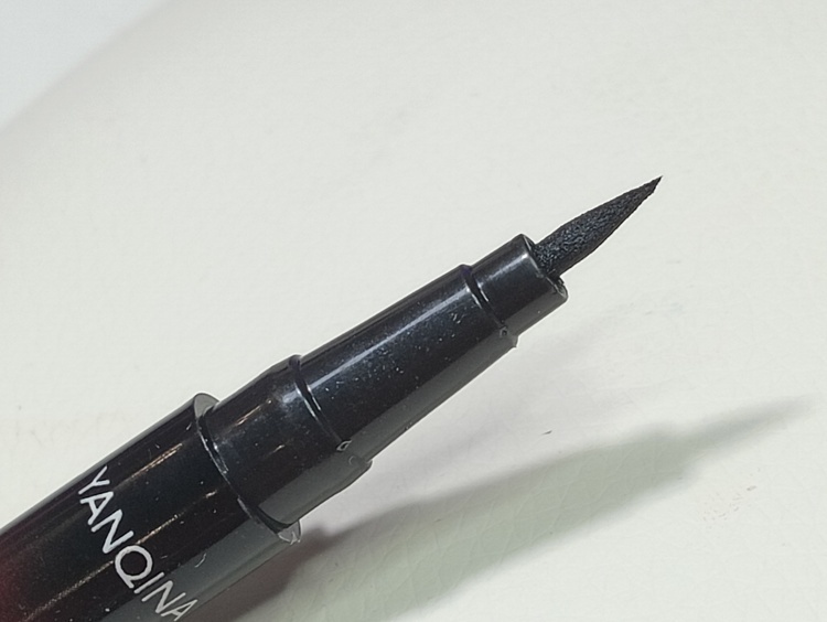 YANQINA Водостойкая подводка для глаз 36Н Eyeliner Pencil
